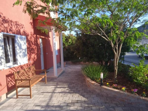 Red House Holiday Home